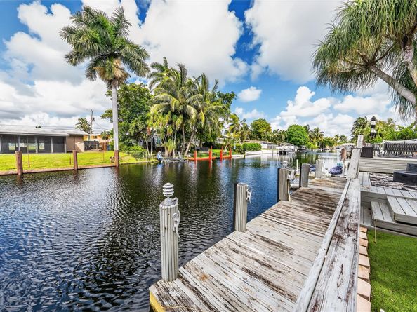 2625 Nassau Ln, Fort Lauderdale FL 33312