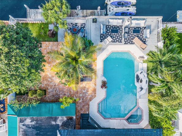 2625 Nassau Ln, Fort Lauderdale FL 33312