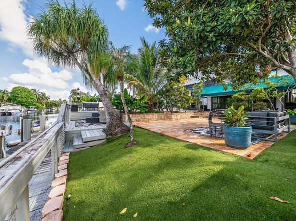 2625 Nassau Ln, Fort Lauderdale FL 33312