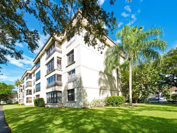 2908 Carambola Cir 101B, Coconut Creek FL 33066