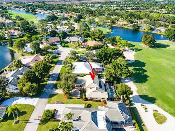 12 Marlwood Lane, Palm Beach Gardens FL 33418