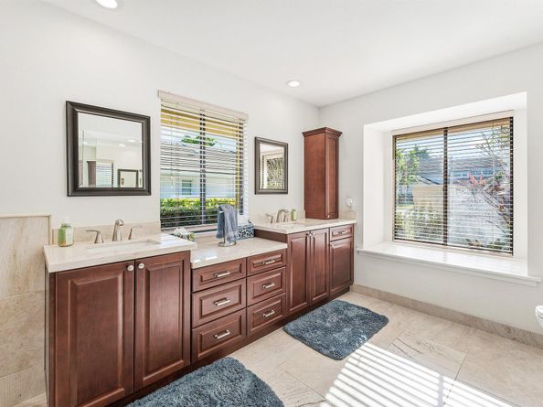 12 Marlwood Lane, Palm Beach Gardens FL 33418