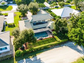 12 Marlwood Lane, Palm Beach Gardens FL 33418
