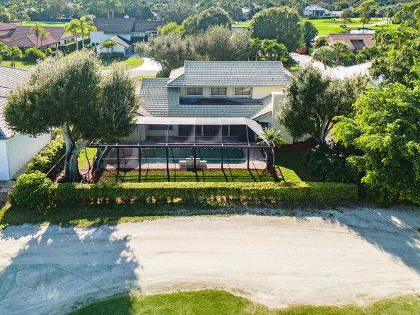 12 Marlwood Lane, Palm Beach Gardens FL 33418