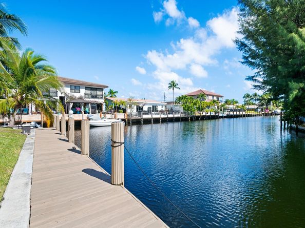 2591 NE 55th Ct 102, Fort Lauderdale FL 33308