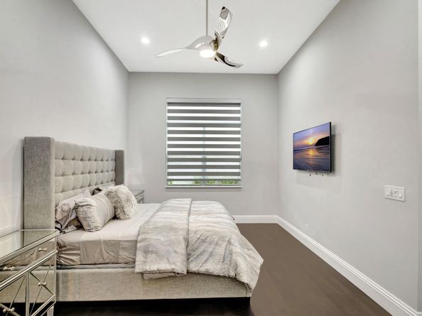 184 Viera Drive, Palm Beach Gardens FL 33418