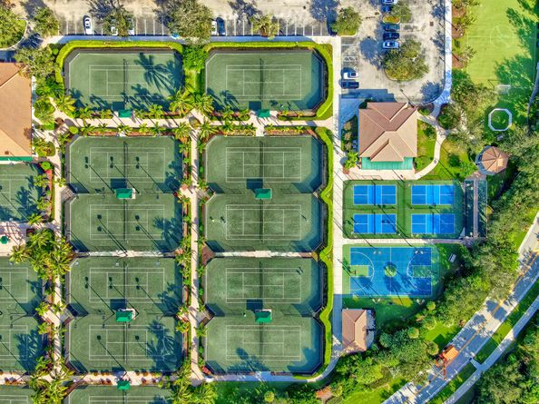 184 Viera Drive, Palm Beach Gardens FL 33418