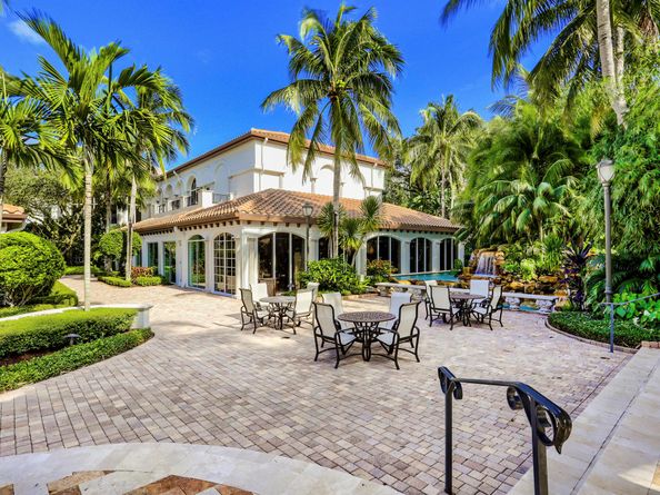 184 Viera Drive, Palm Beach Gardens FL 33418