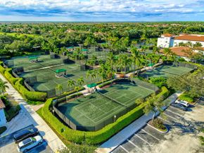 184 Viera Drive, Palm Beach Gardens FL 33418