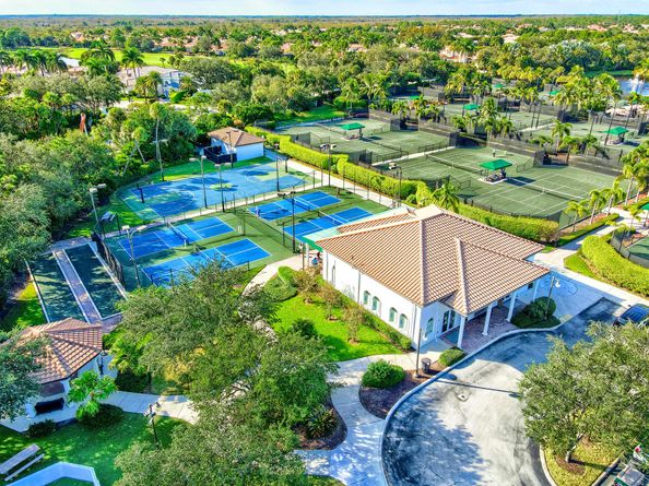 184 Viera Drive, Palm Beach Gardens FL 33418