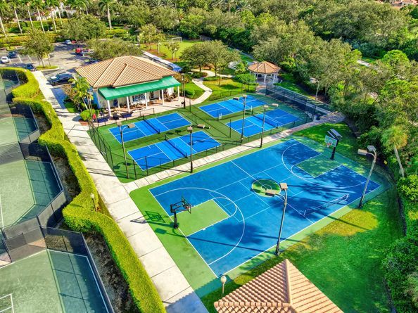 184 Viera Drive, Palm Beach Gardens FL 33418