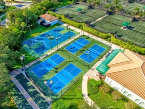 184 Viera Drive, Palm Beach Gardens FL 33418