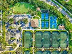 184 Viera Drive, Palm Beach Gardens FL 33418