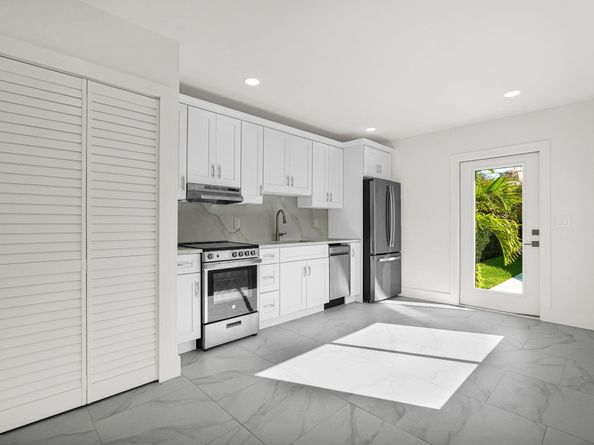 4015 Washington Road, West Palm Beach FL 33405