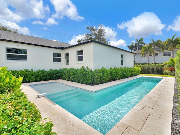 4015 Washington Road, West Palm Beach FL 33405