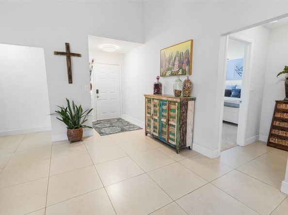 3056 Deer Creek Lake Shore Dr 3056, Deerfield Beach FL 33442