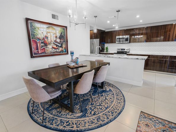 3056 Deer Creek Lake Shore Dr 3056, Deerfield Beach FL 33442