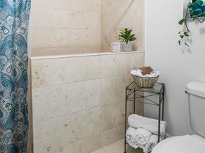 3056 Deer Creek Lake Shore Dr 3056, Deerfield Beach FL 33442