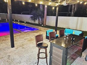 124 Davis Road, Palm Springs FL 33461