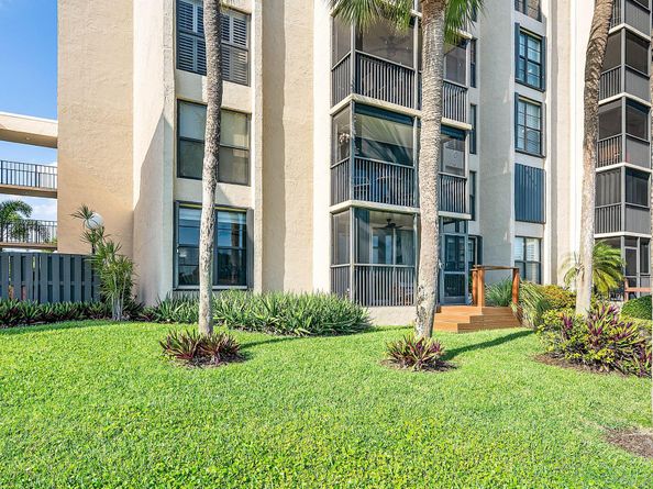18 Royal Palm Way 109, Boca Raton FL 33432