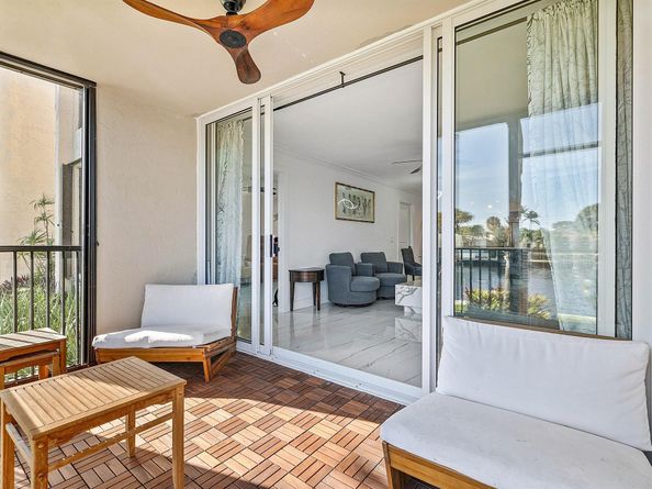 18 Royal Palm Way 109, Boca Raton FL 33432