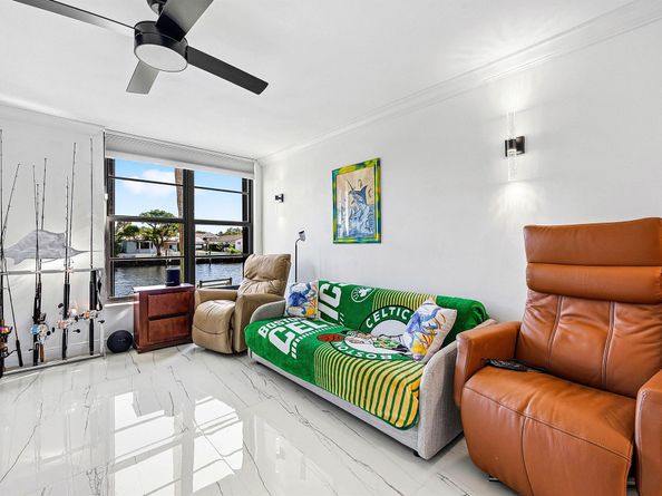 18 Royal Palm Way 109, Boca Raton FL 33432