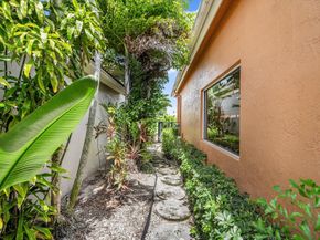 10786 Greenbriar Villa Drive, Lake Worth FL 33449