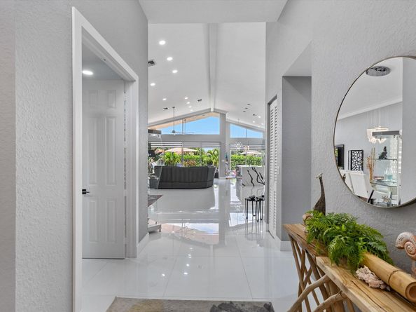 10786 Greenbriar Villa Drive, Lake Worth FL 33449