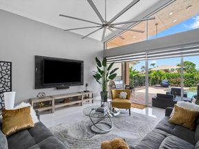 10786 Greenbriar Villa Drive, Lake Worth FL 33449