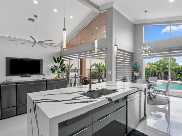 10786 Greenbriar Villa Drive, Lake Worth FL 33449