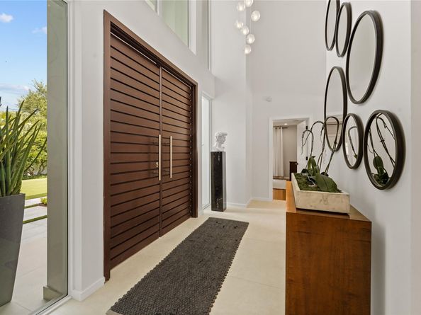 325 Seven Isles Dr, Fort Lauderdale FL 33301