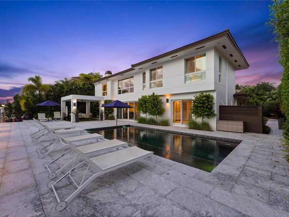 325 Seven Isles Dr, Fort Lauderdale FL 33301