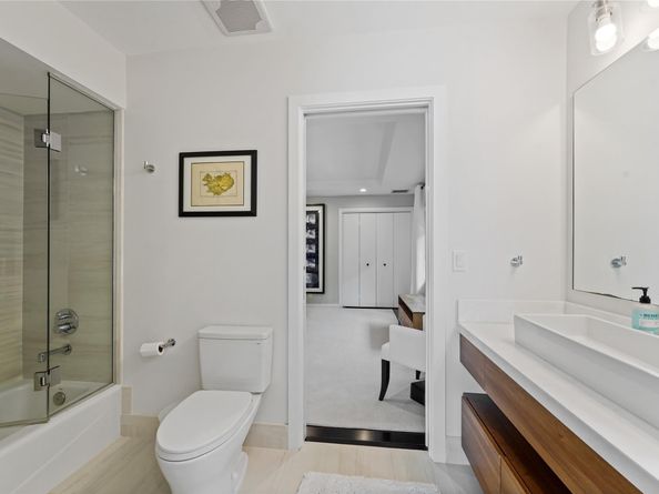 325 Seven Isles Dr, Fort Lauderdale FL 33301