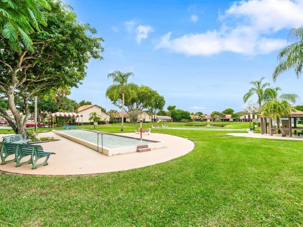 3742 English Lane D, Lake Worth FL 33467