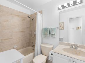 791 Banks Rd 130, Pompano Beach FL 33063