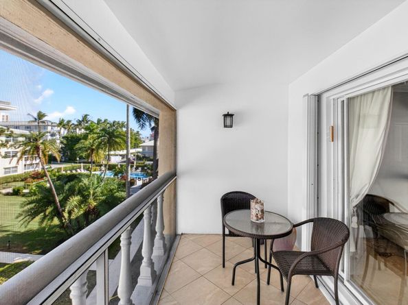 80 Venetian Drive 307s, Delray Beach FL 33483