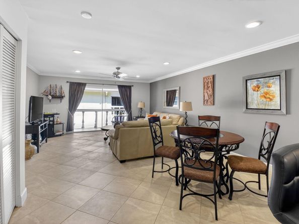 80 Venetian Drive 307s, Delray Beach FL 33483