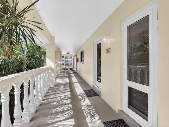 80 Venetian Drive 307s, Delray Beach FL 33483