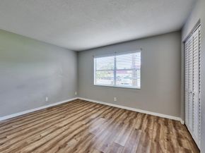 12021 W Greenway Drive 105, Royal Palm Beach FL 33411