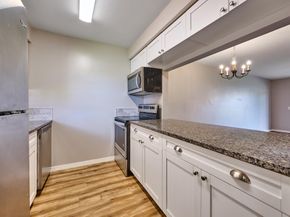 12021 W Greenway Drive 105, Royal Palm Beach FL 33411