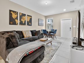 523 SW 19th Ter, Fort Lauderdale FL 33312