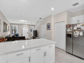 523 SW 19th Ter, Fort Lauderdale FL 33312