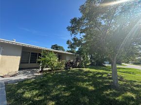 160 SE 15th Ave, Pompano Beach FL 33060