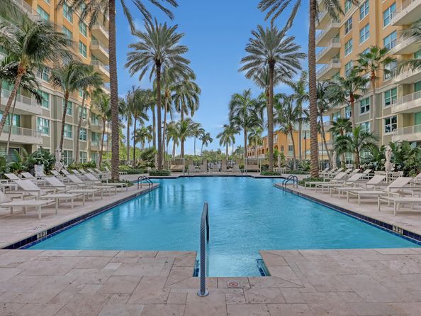 700 E Boynton Beach Boulevard 312, Boynton Beach FL 33435