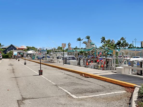 700 E Boynton Beach Boulevard 312, Boynton Beach FL 33435