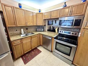 3150 Holiday Springs Boulevard 8101, Margate FL 33063