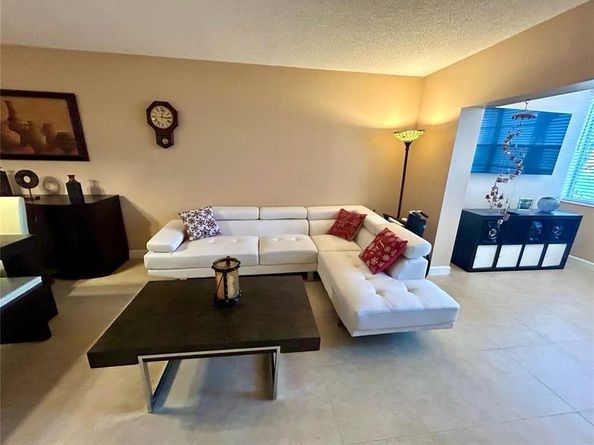 3150 Holiday Springs Boulevard 8101, Margate FL 33063