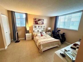 3150 Holiday Springs Boulevard 8101, Margate FL 33063