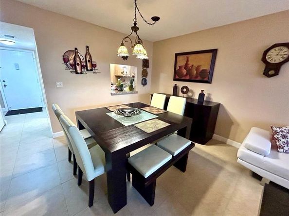 3150 Holiday Springs Boulevard 8101, Margate FL 33063