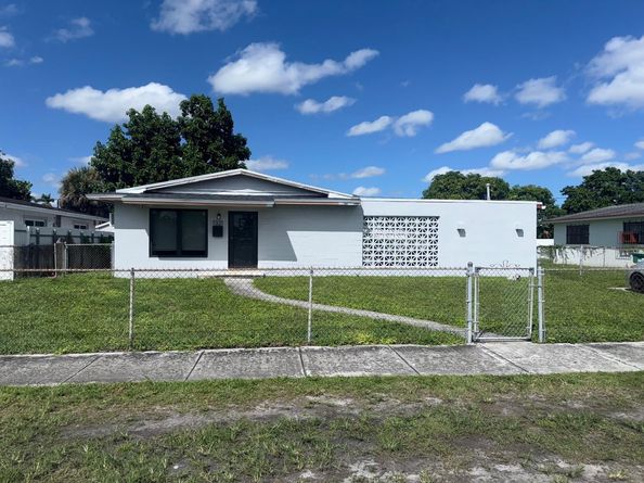 1321 NW 173rd Ter, Miami Gardens FL 33169